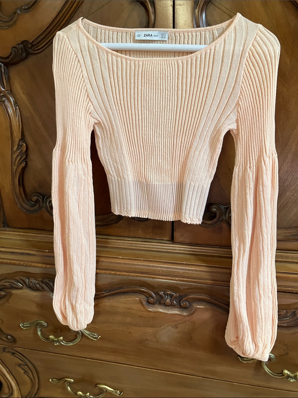 Zara Pale Peach Ribbed Balloon-Sleeve Crop Top
